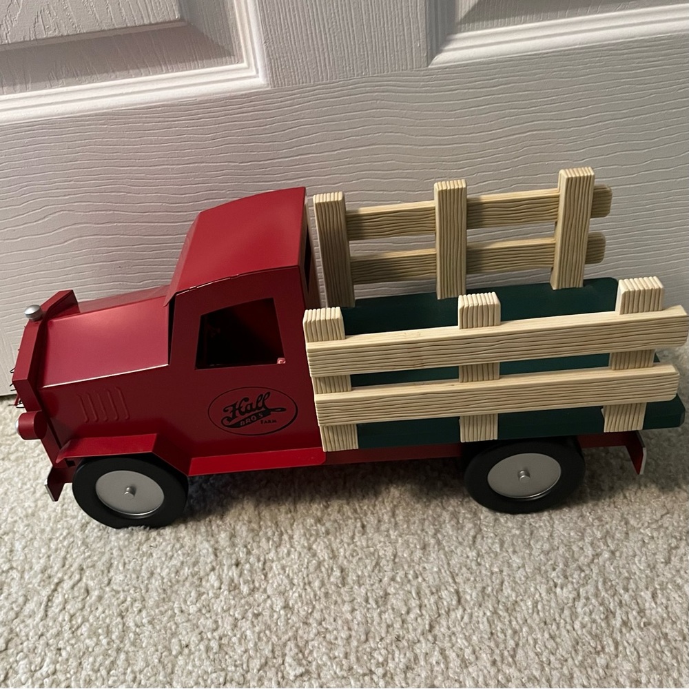 Hallmark Hall Bro's Farm xmas Tree Holiday Pick-Up Delivery Truck Joy-2-U